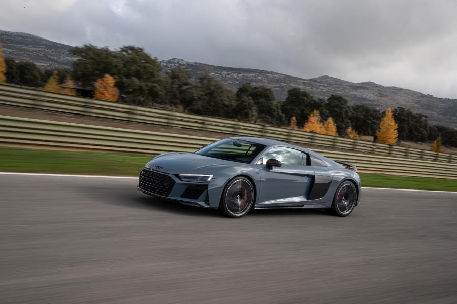  Audi R8 V10 Performance 2019 года  (WW) (фото 41 из 43)